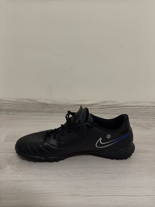 Стоножки Nike Tiempo Legend 10 Academy TF