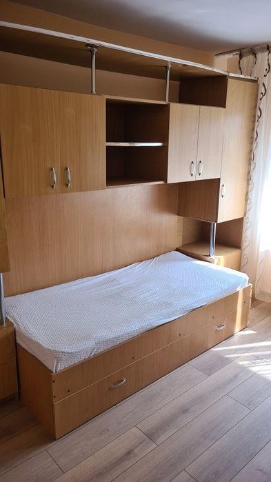Închiriez Apartament 3 camere