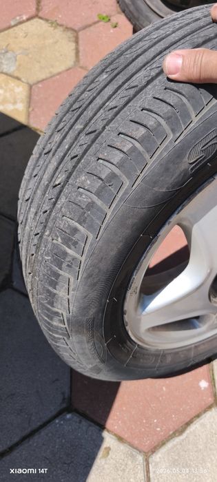 Продавам джанти с летни гуми за опел астра