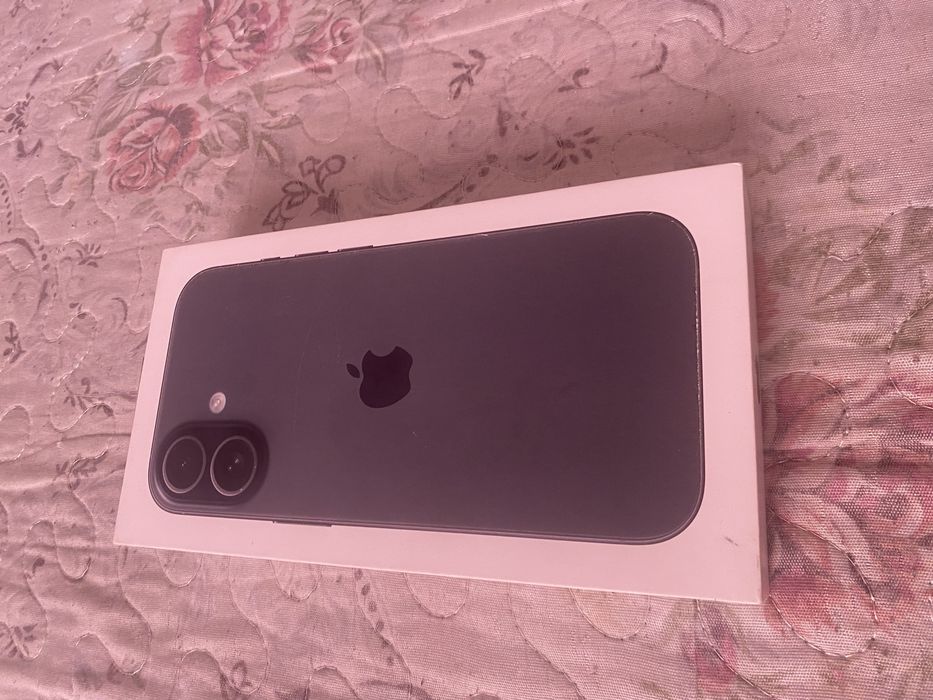 продам айфон 17 black 256 gb