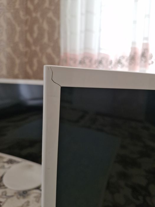 изогнутый монитор 32