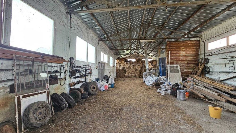 Продава се Промишлена сграда в Средец - 5500 кв.м за 15 €/кв.м - Снимка #9