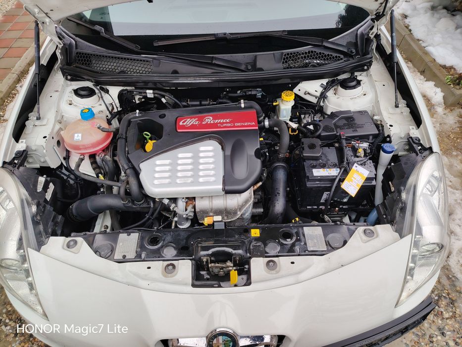 Alfa Romeo Giuletta 1.4 turbo benzina Euro5 an 2010  Climatronic Navi