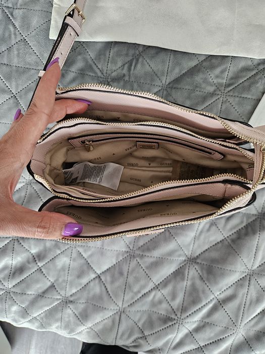 Guess малка розова чанта нова