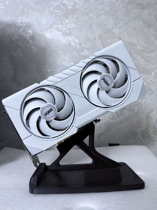 RX 9060xt 16GB как новая в идеале
