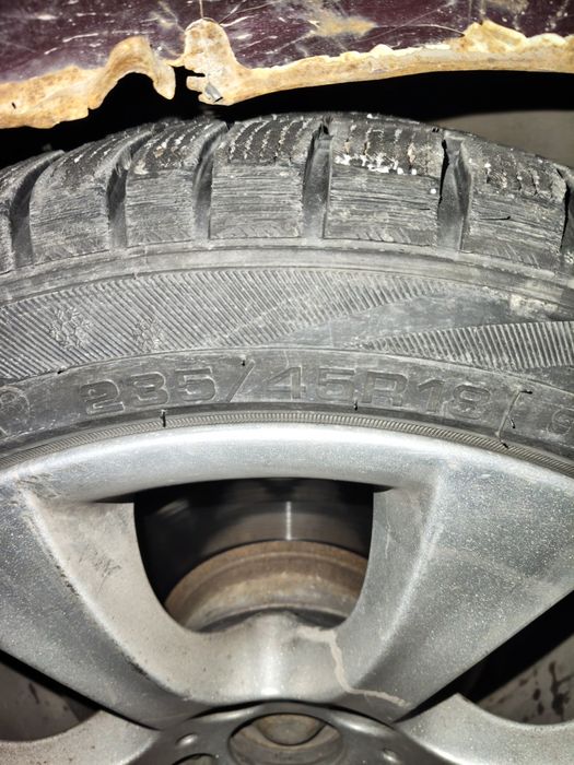 Легкосплавные диски в хорошем состояние