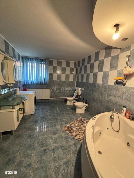 Casa zona str Basarabiei