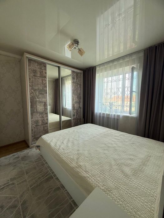 Продам 4 х комнатную квартиру