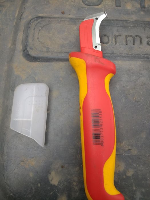 Vind catâr KNIPEX 1000V pentru Electricieni,maden în GERMANIA