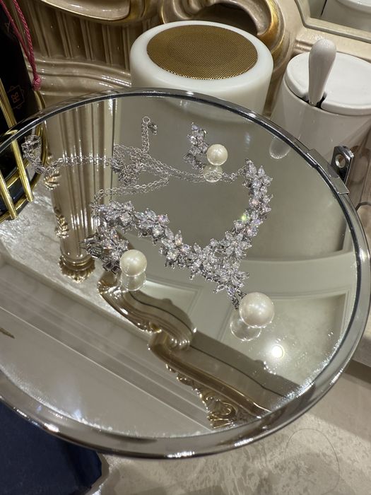 Колье и серьги из нержавеющего металла с кримталлами Swarovski