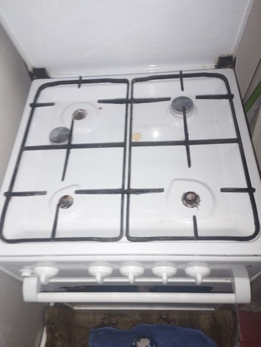 Плита кухонная продаю