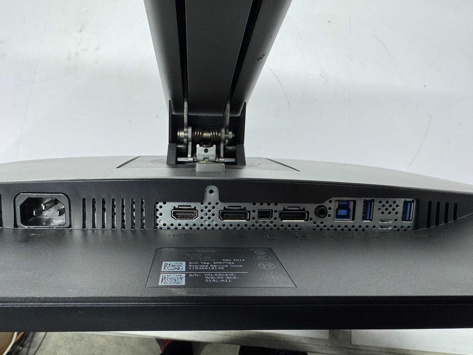 Монитор - Dell U2518D (2560x1440) / M3