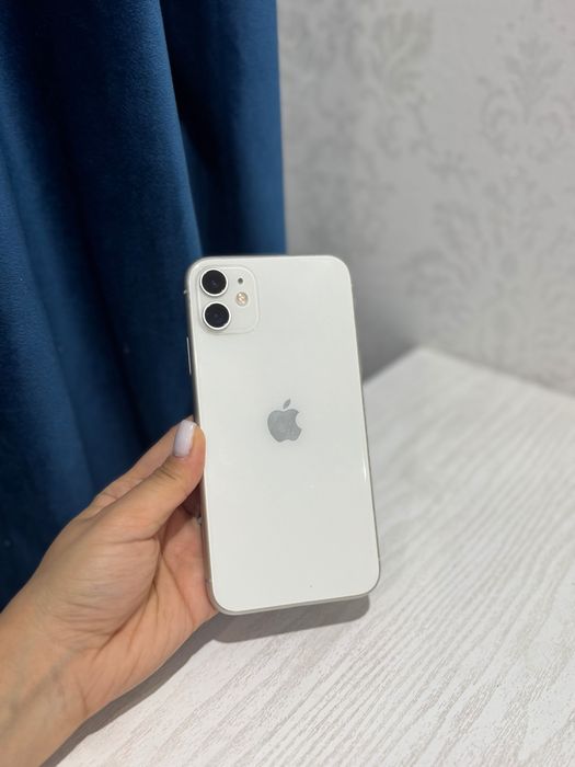 iPhone 11 64GB White