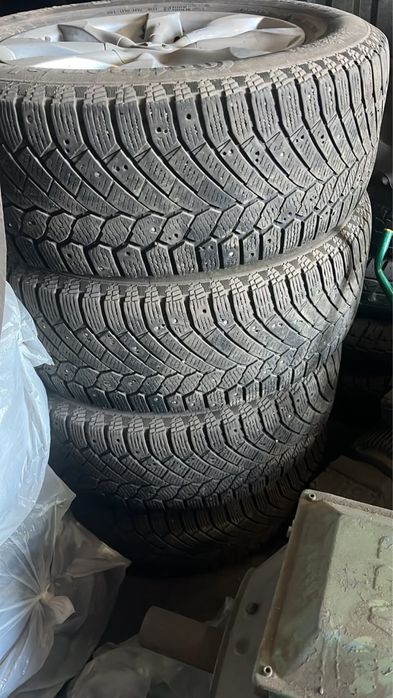 Продам диски с шинами Continental  5*114.3 ЕТ50 состояние отличное