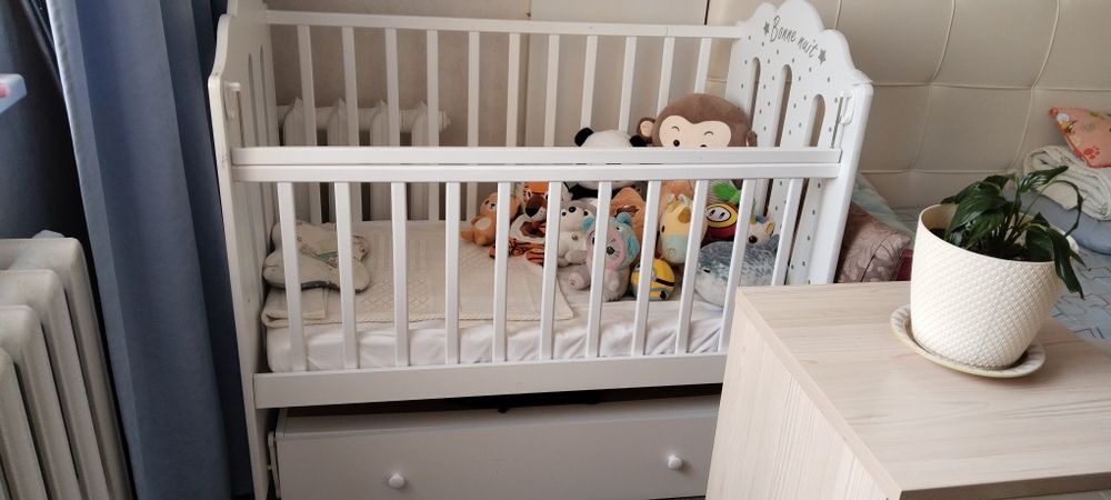 Детская кроватка