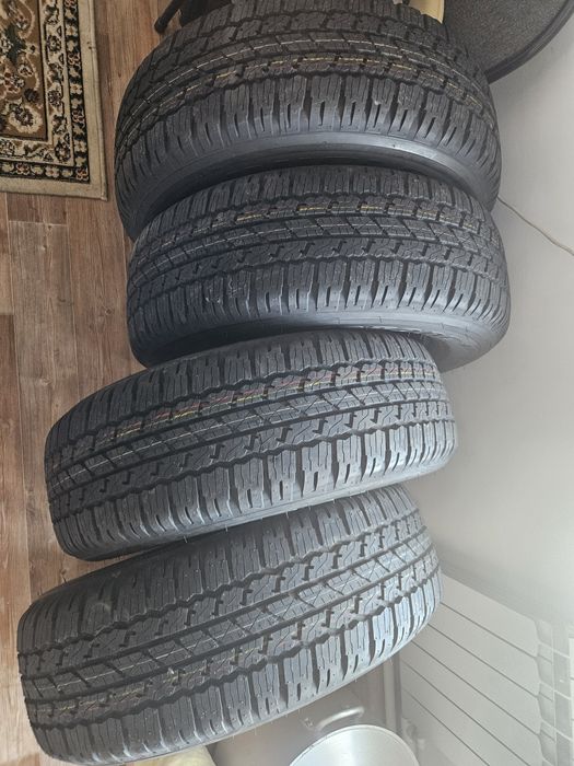 Продам резину bridgestone dueler