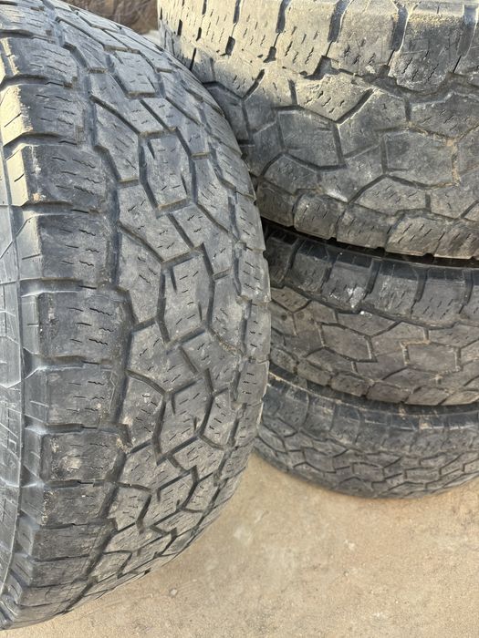 покрышка P285/70 R17
