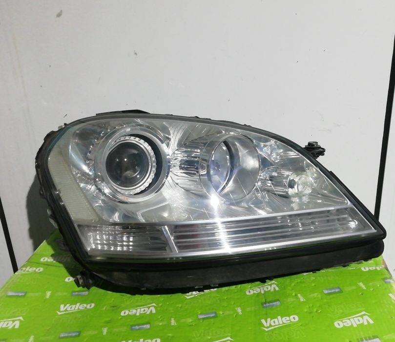 Фар фарове за Mercedes ML W164 / Мерцедес МЛ W164 Bi-Xenon AFS.