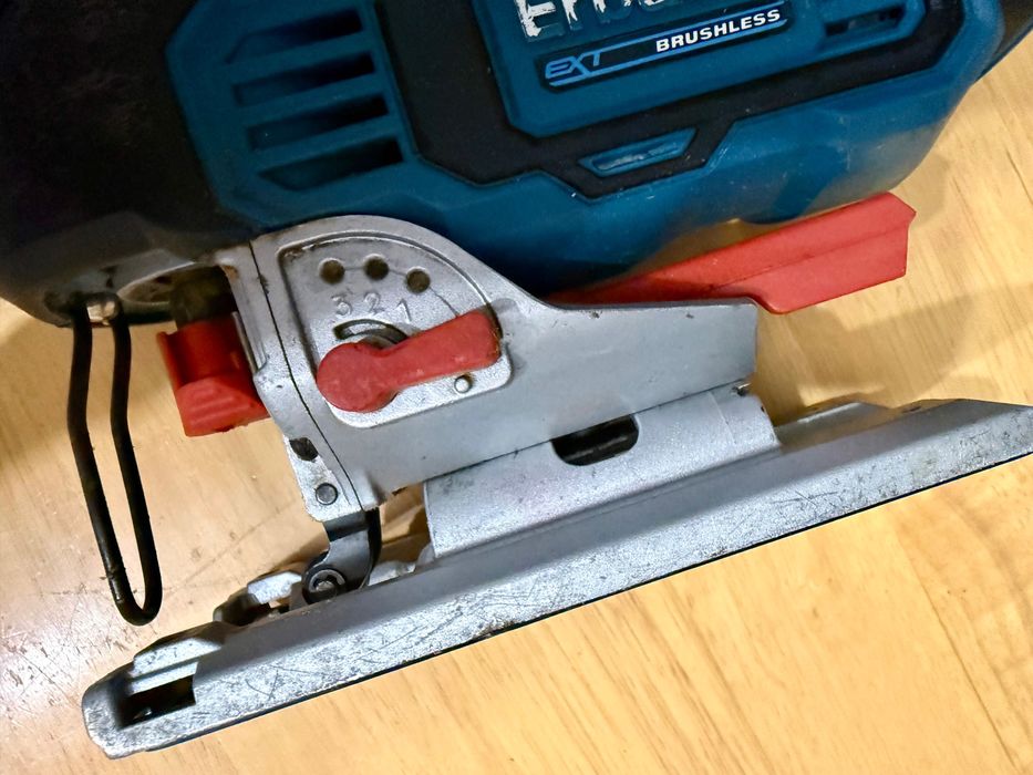 Fierastrau pendular ERBAUER EJS18-Li, 18V, 3000spm