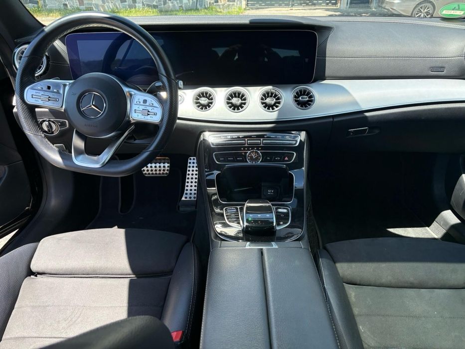 Mercedes-Benz E200 Coupe AMG Line