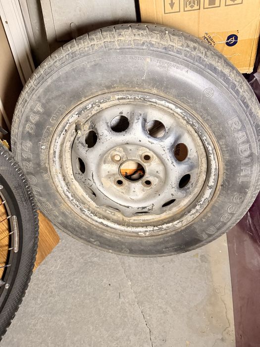 Диск с резиной Фольцваген