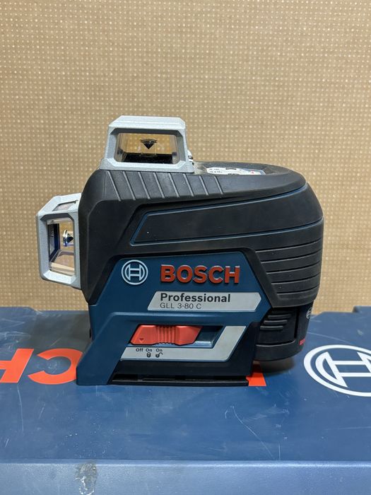 MDM vinde: Set Nivela Laser Bosch GLL 3-80 C