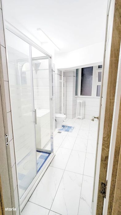 Alba Iulia,Unirii, 3 Camere 103 mp 2 bai, Refacut Total, Locuit, Birou