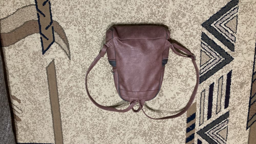 Rucsac de oras cu buzunare