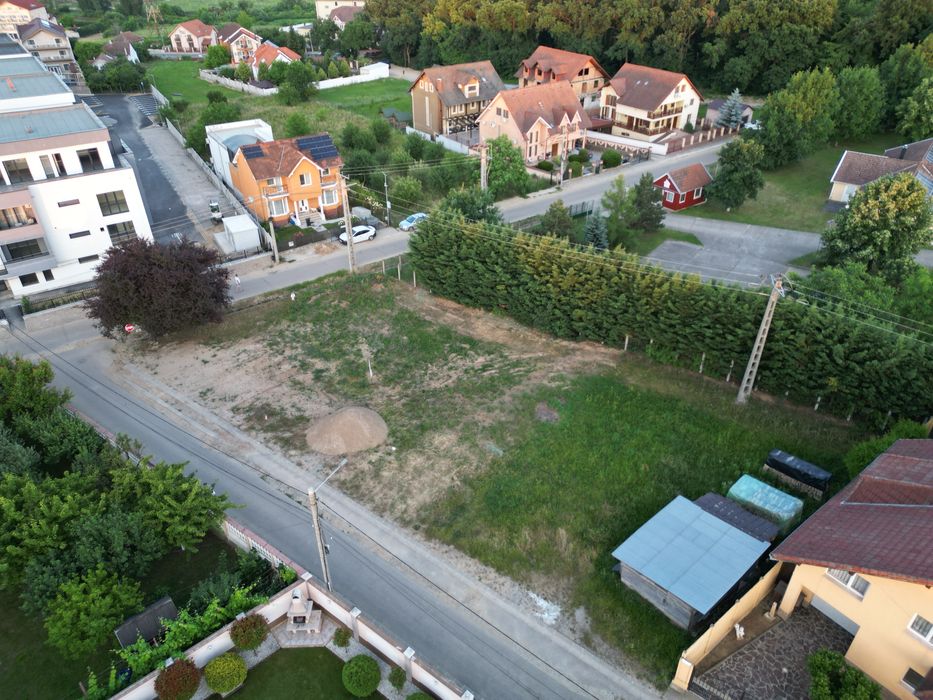 Teren de vanzare in Sanmartin - Beverly Hills