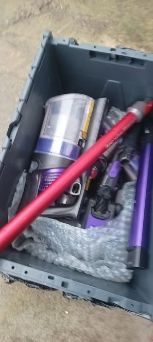 Dyson + Shark. aspiratoare fara fir