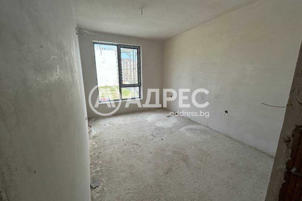 Продава се Тристаен апартамент в Варна, Възраждане 1 - 96 кв.м за 957 €/кв.м - Снимка #2