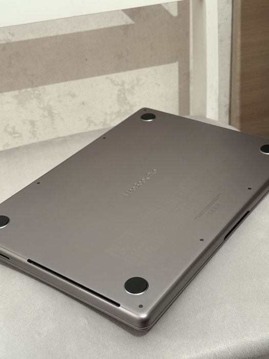 MacBook Pro 14 (M3, 8 ГБ / 512 ГБ)