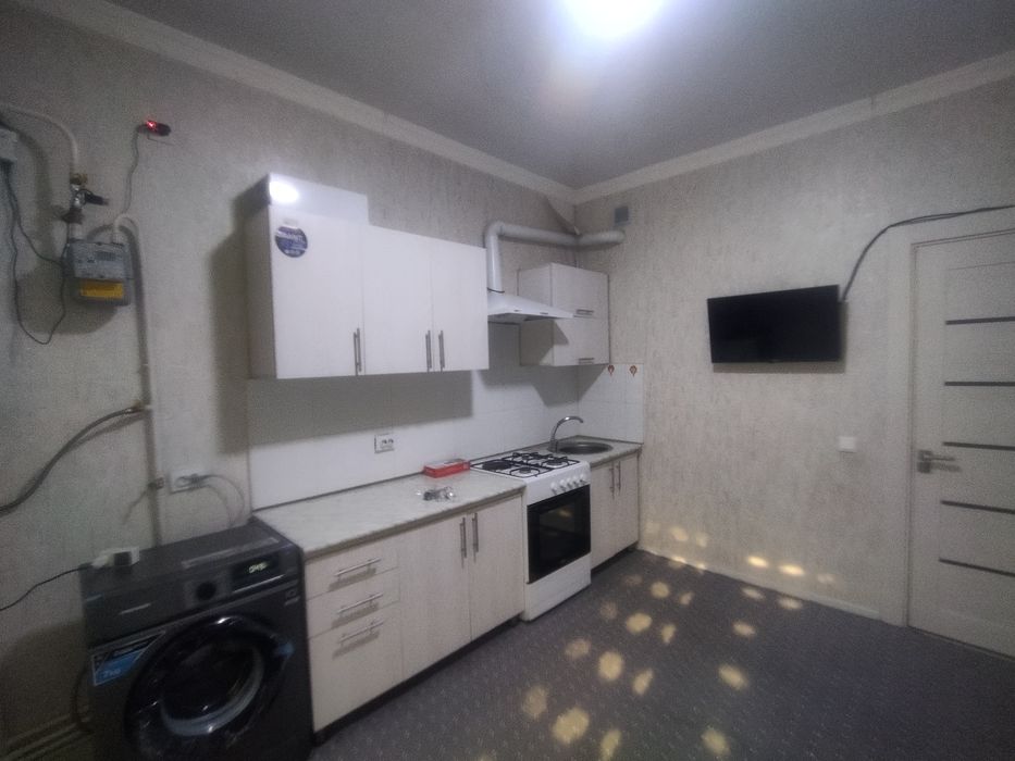 Uy ijaraga beriladi. Dom ijaraga beriladi. Bezmakler.