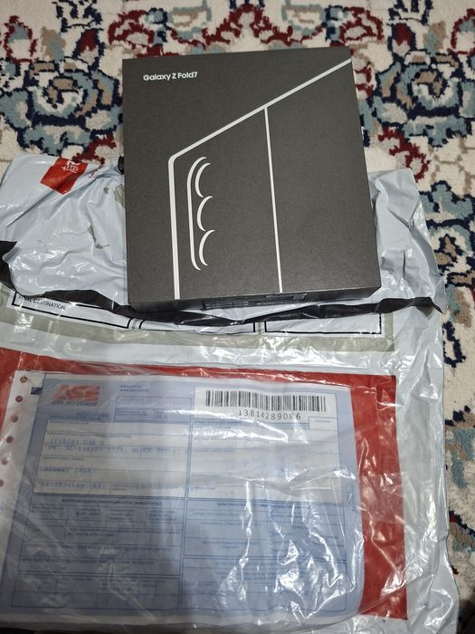 Продам абсолютно новый телефон