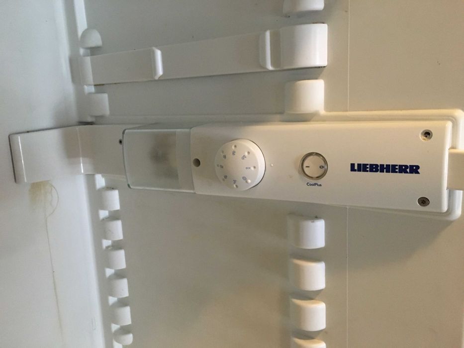 Цялостно оборудване и термостат за хладилник Liebherr модел 3011