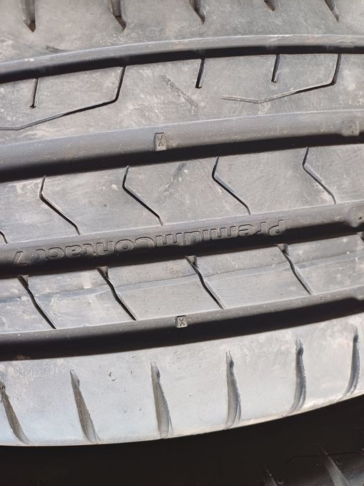 Гуми 225/50/17 Континентал