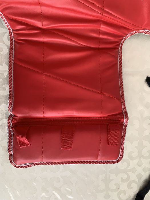 Продается защитные щитки для спорта