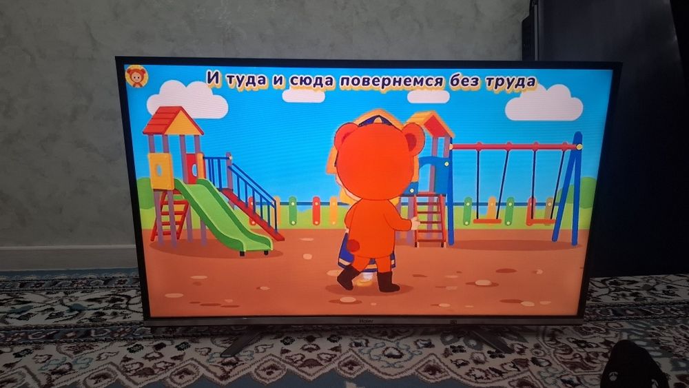 Продам телевизор смарт 40диоганаль