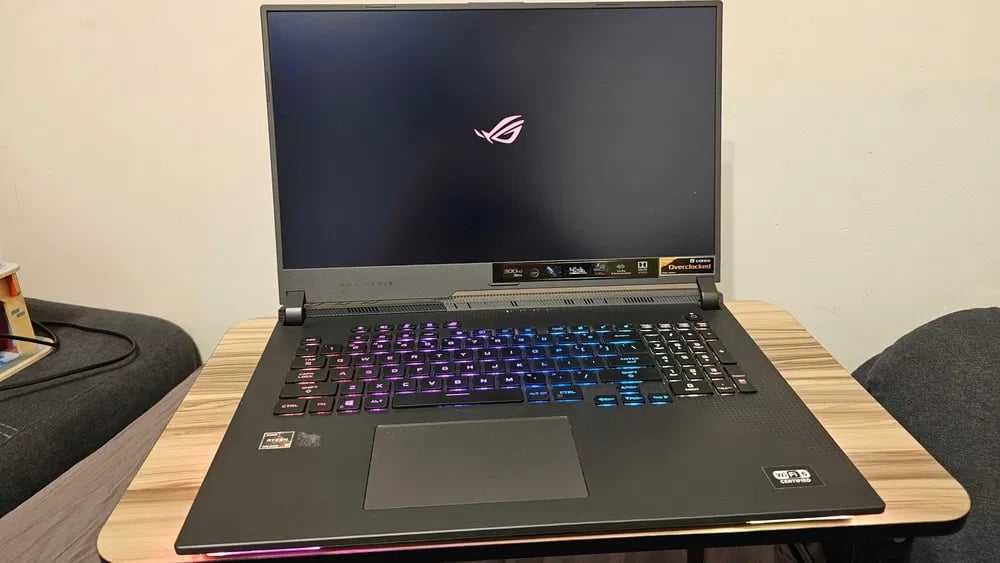 Лаптоп ASUS ROG Strix SCAR G732LV