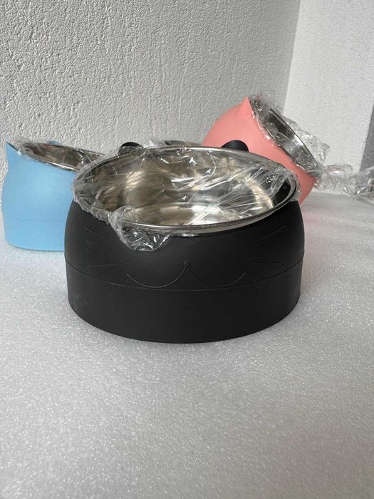 Купичка за храна за котки - различни цветове