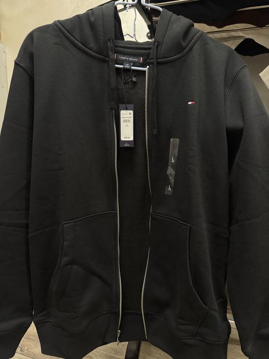 Продам кофту Tommy Hilfiger