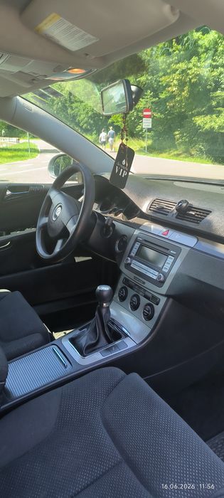 WV.Passat 1.9 tdi  2008