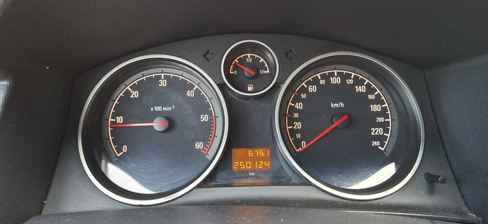 OPEL Astra 2005 — imagine 5