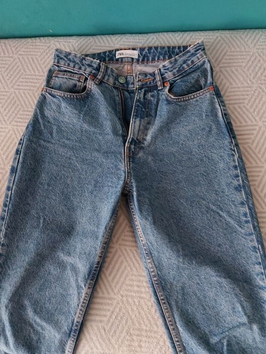 Blugi Zara noi 38!