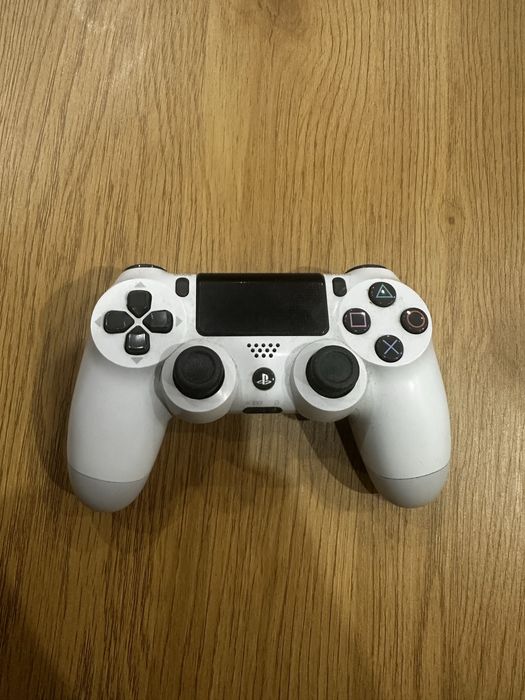 Ps4 pro + контролер