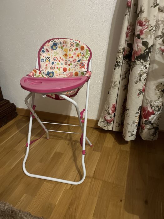 Scaun de papusi de jucarie