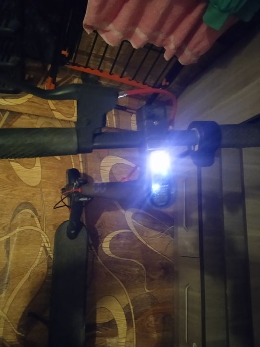 Электро самокат ,