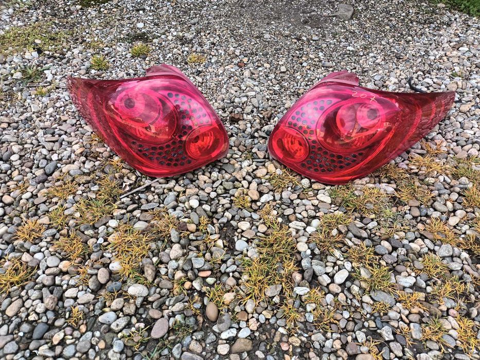 ляв и десен стоп за пежо 207 комби PEUGEOT 207 SW