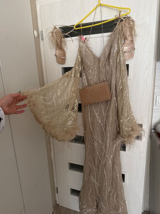 Модерна и шармантна бална рокля