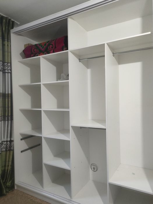 Шкаф купе вместительный